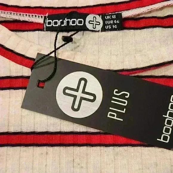 NEW NWT Boohoo Plus Molly Striped Rib Tee Short Rolled Sleeve T-Shirt - Picture 8 of 10